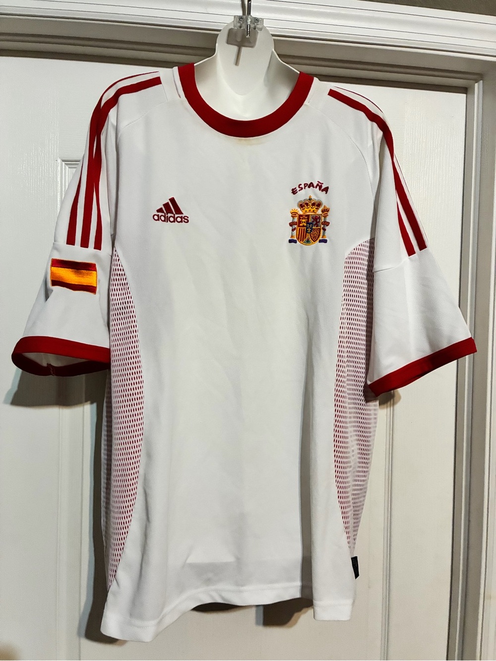 ADIDAS SPAIN SOCCER JERSEY  size XL